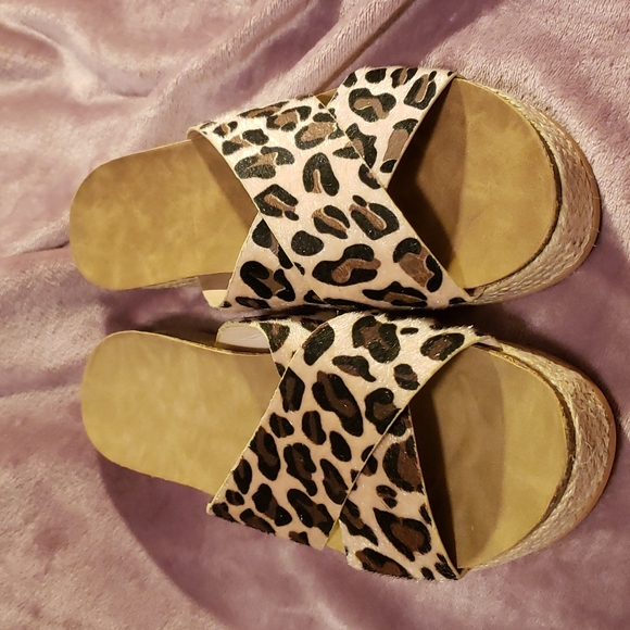 SHEIN Shoes - NWOT EUR size 43 canvas flip flop